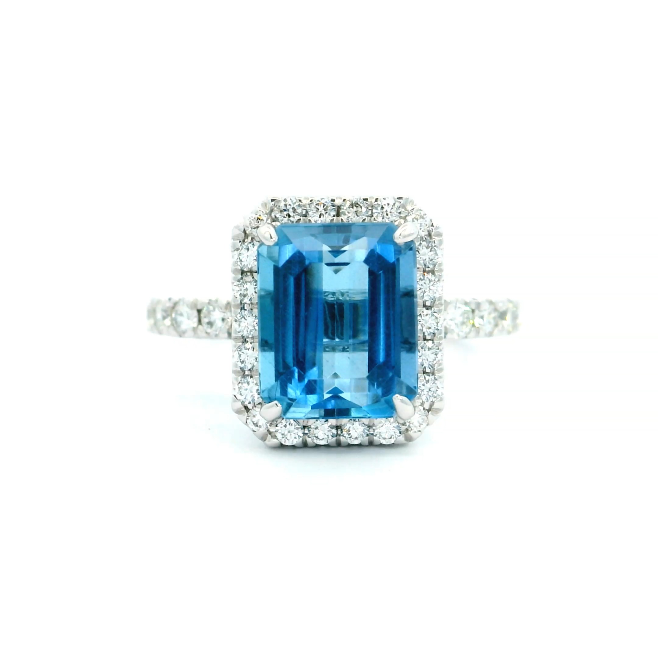 Aires Signature Aquamarine and Diamond Ring 00120001057 Aires