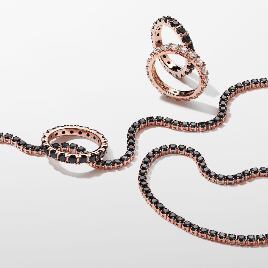 Pandora Black Sparkling Tennis Bracelet - Arezzo Jewelers – Elmwood Park,  IL - 581469C02