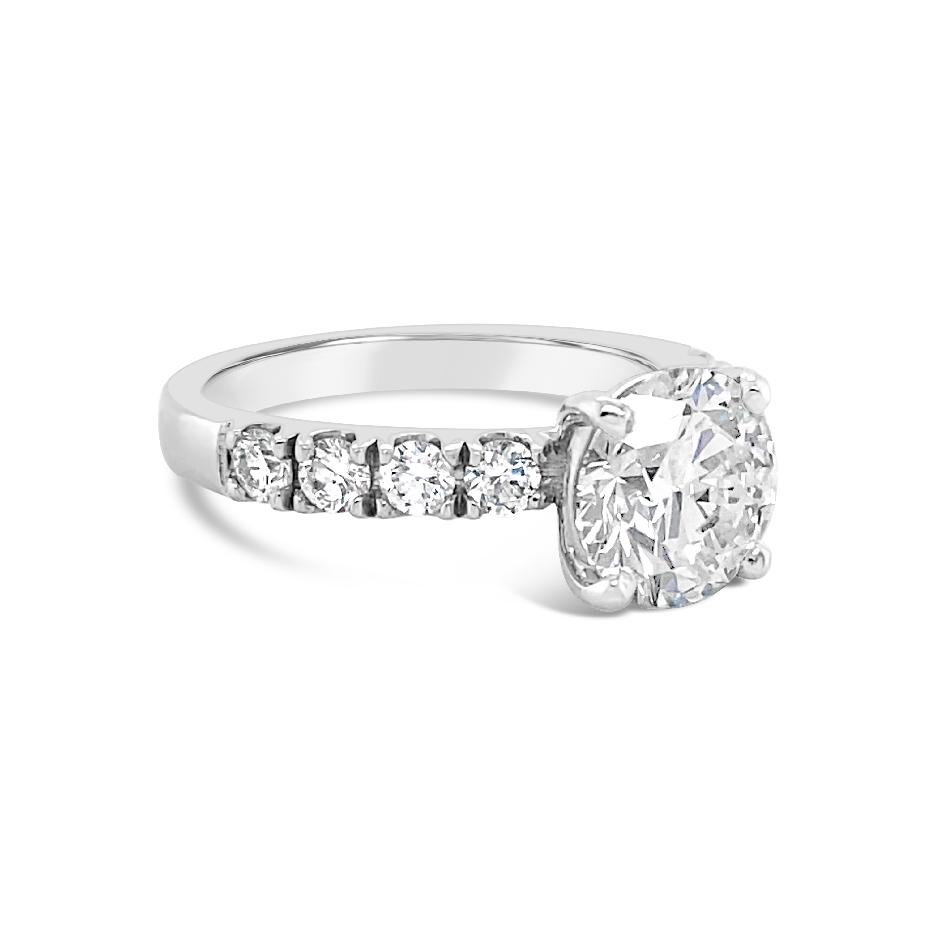 Baxter's Round Classic Cut Engagement Ring 00110002256 Baxter's