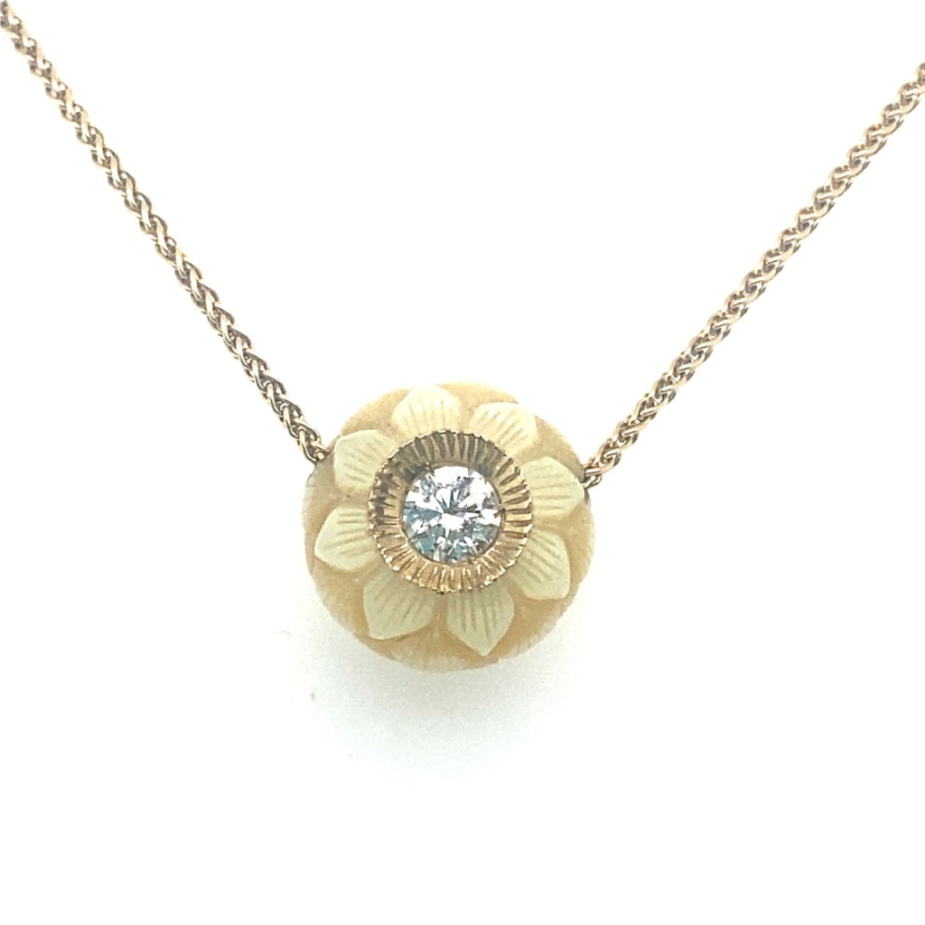 Daisy locket necklace cheap