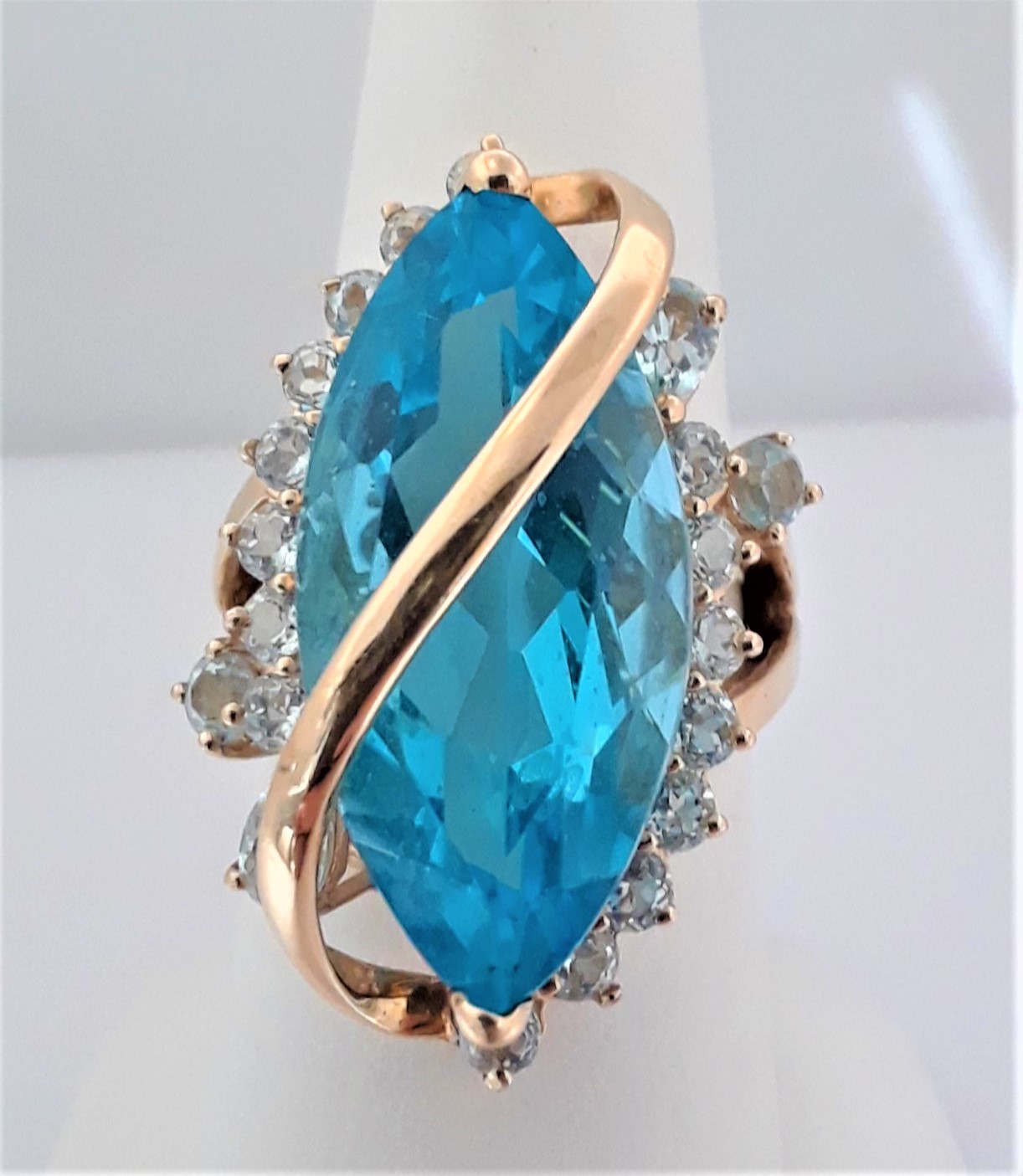 14Kt Yellow Gold Blue Topaz Ring 001-200-02558 | Chipper's Jewelry