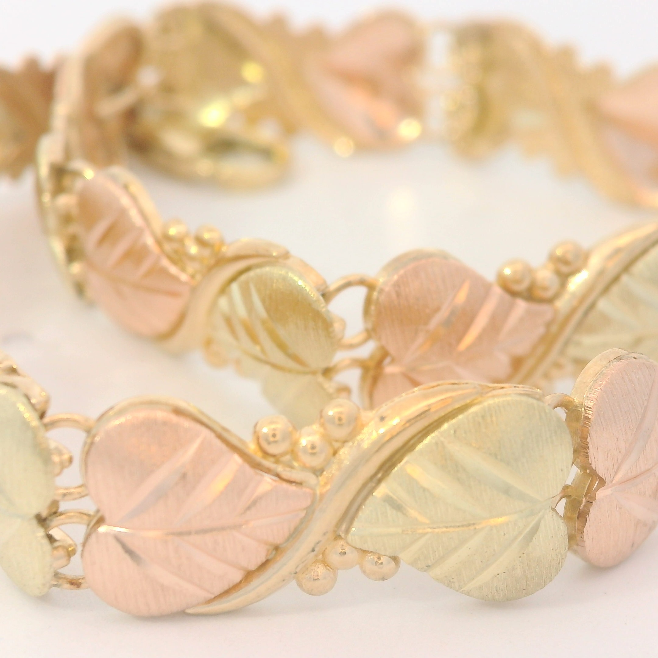 Black Hills Gold Vintage Bracelet 001-340-00544 | Chipper's