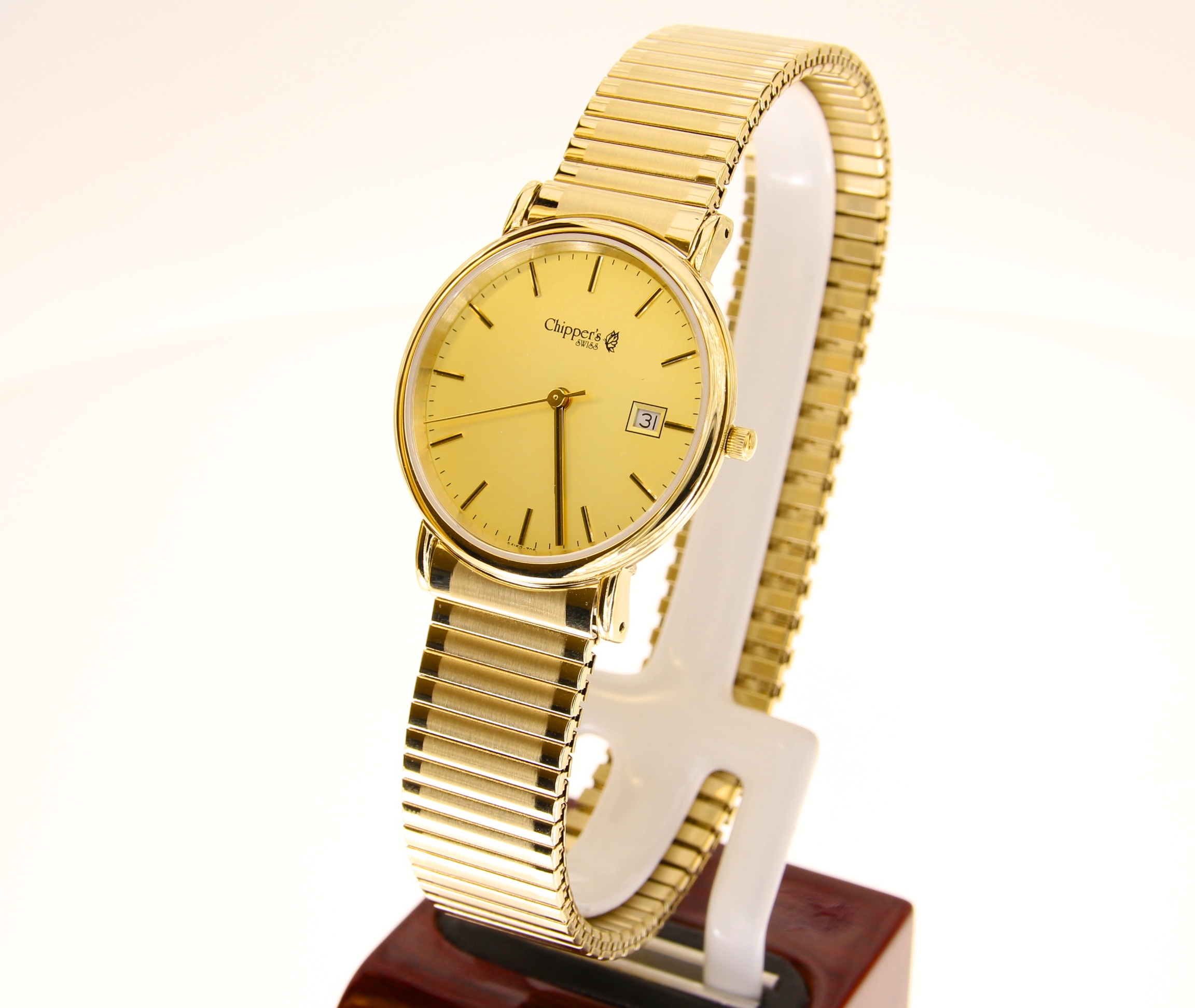 chipper s gents swiss quartz 3 atm water resistant 100 feet stainless steel case genuine sapphire crystal stainless steel
