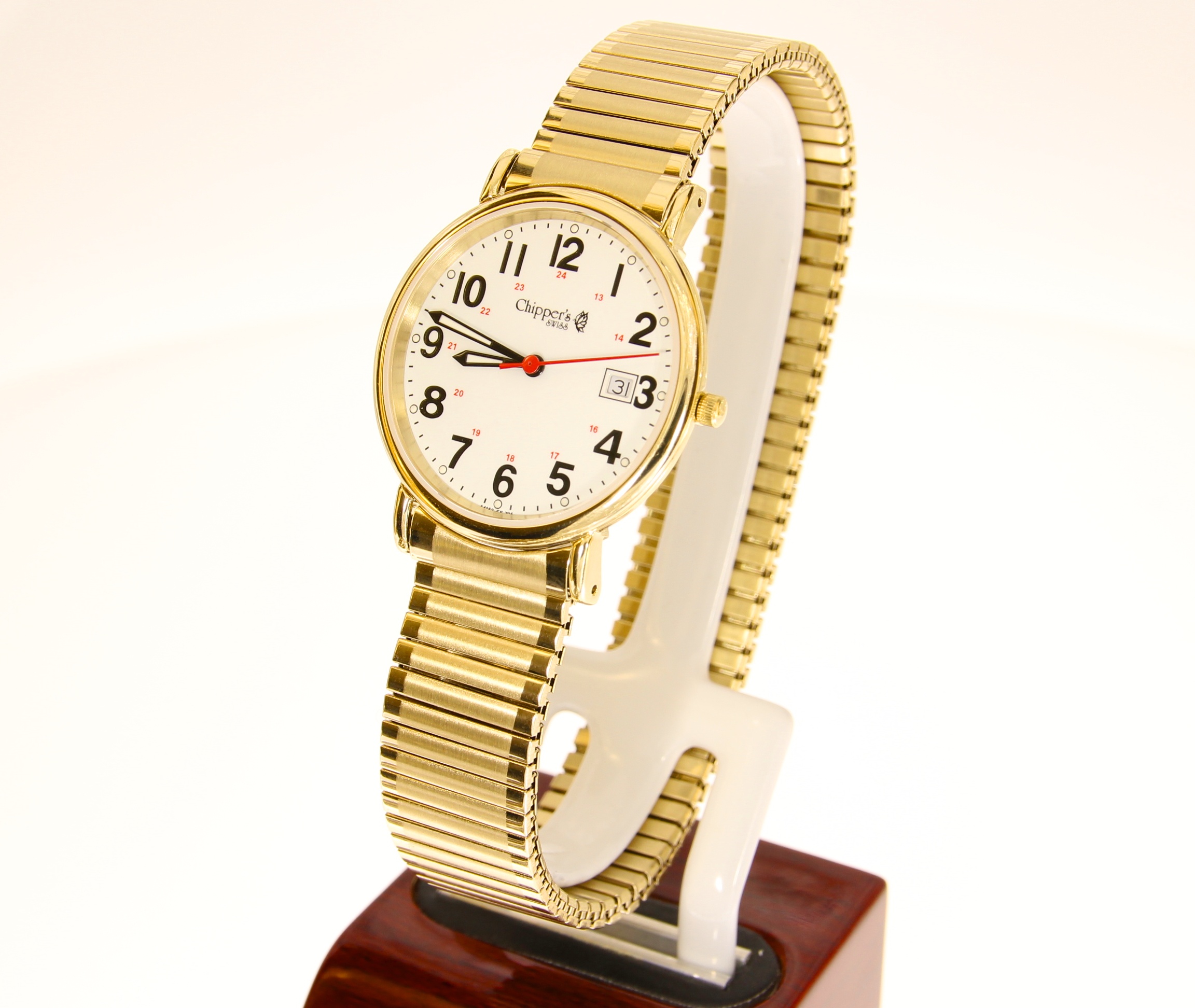 chipper s gents swiss quartz white dial 3 atm water resistant to 100 feet stainless steel case genuine sapphire crystal s