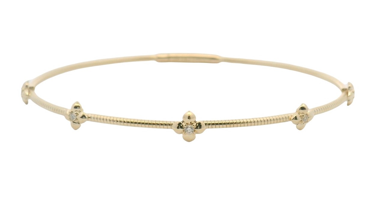Clover Station Flex Bangle in 14k Yellow Gold 001-170-00387
