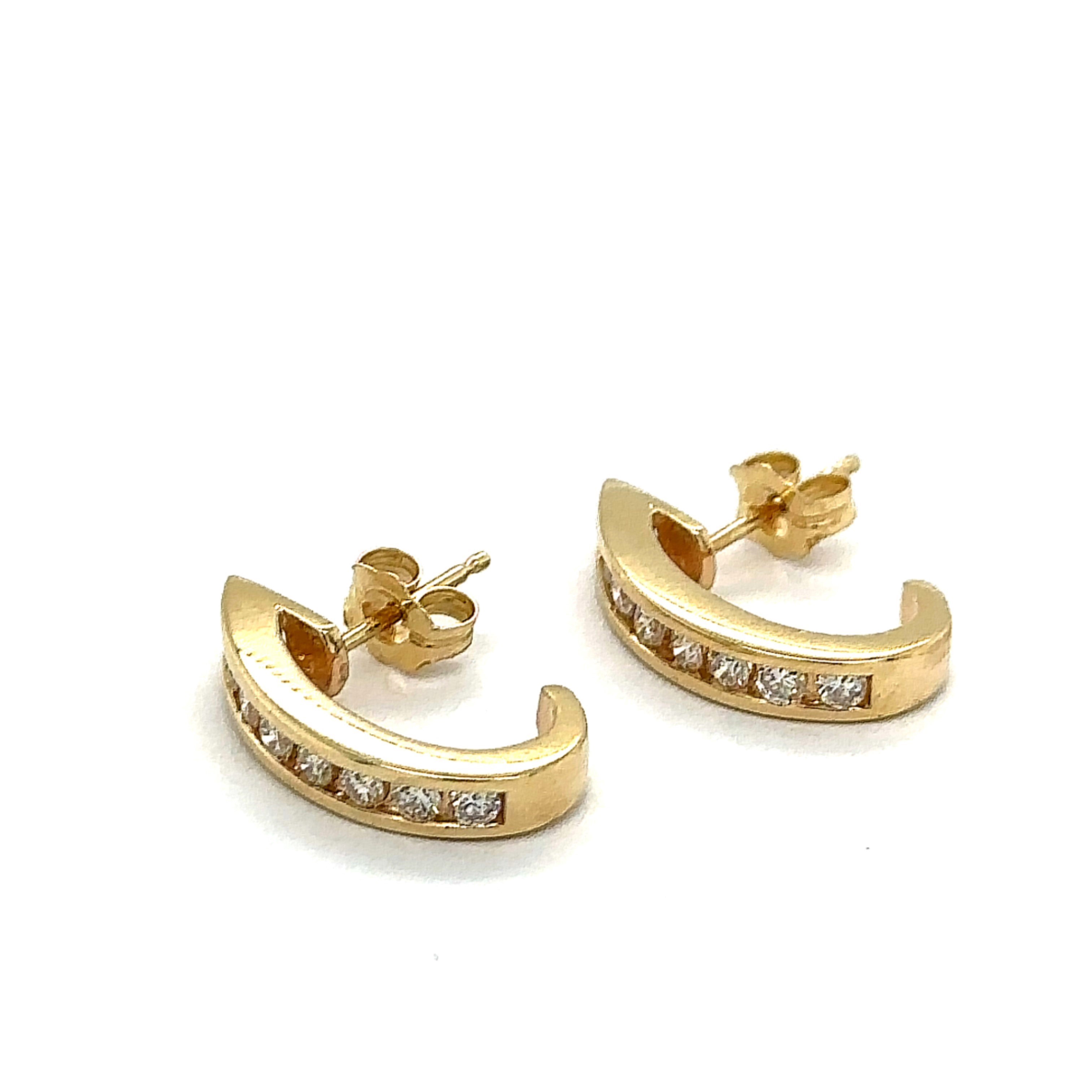Jewelry with a Past Diamond Earrings 00115001983 Wood Dale Jewelers Wood Dale, IL