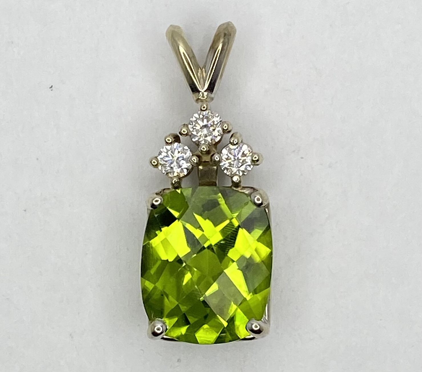 14K White Gold Antique Cushion Peridot Diamond Cluster Penda