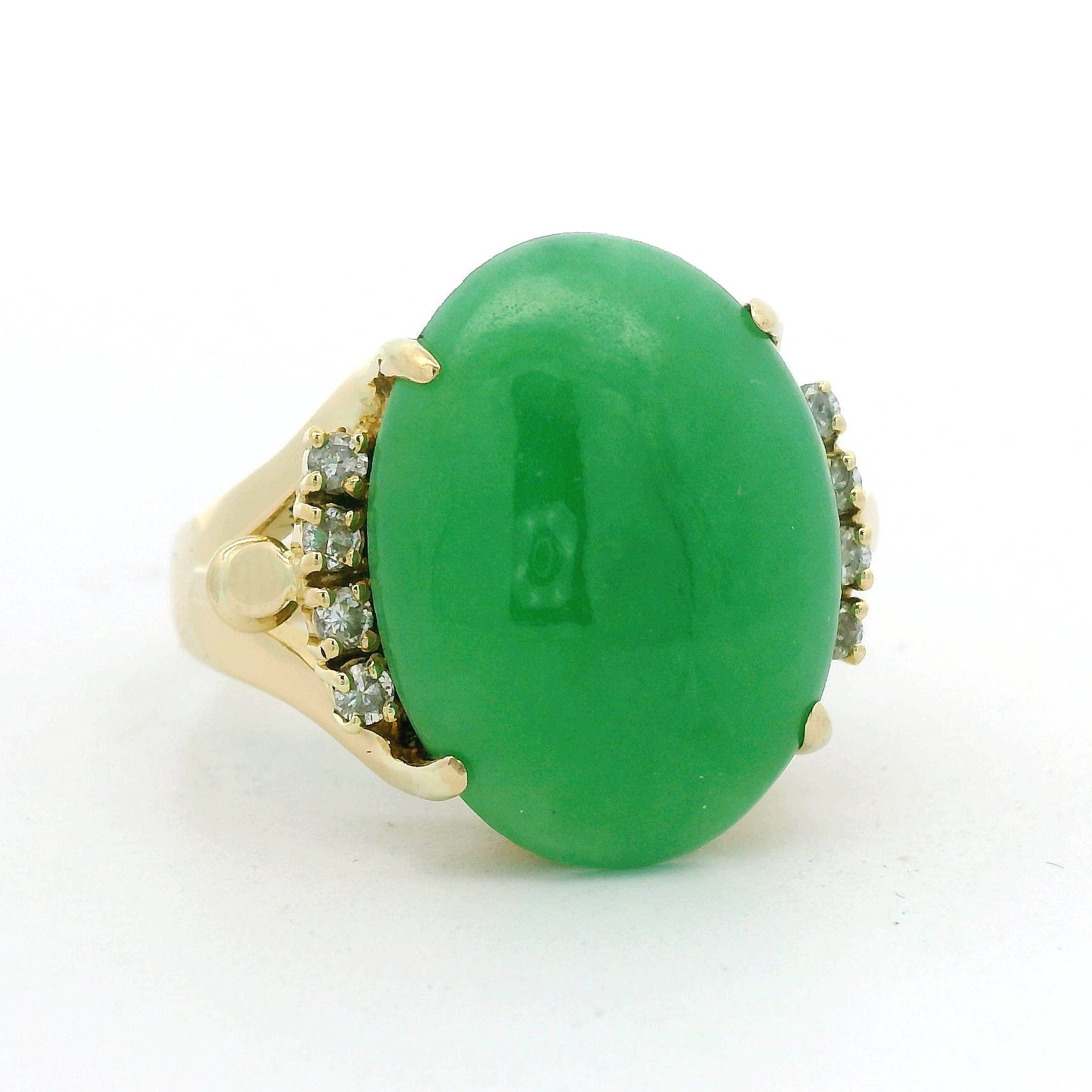 18K Yellow Gold Jadeite Jade and Diamond Ring