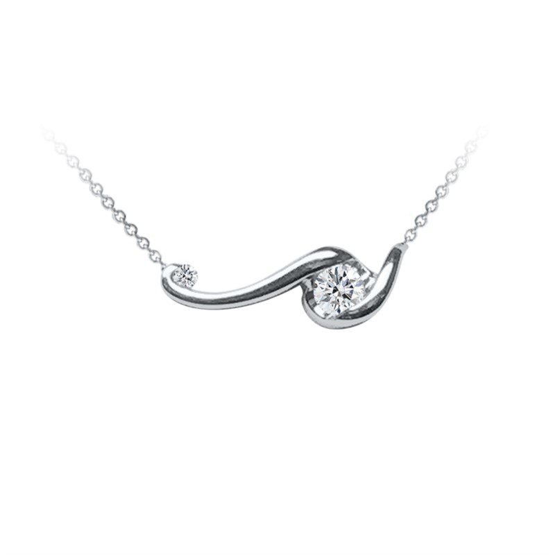 mom diamond necklace