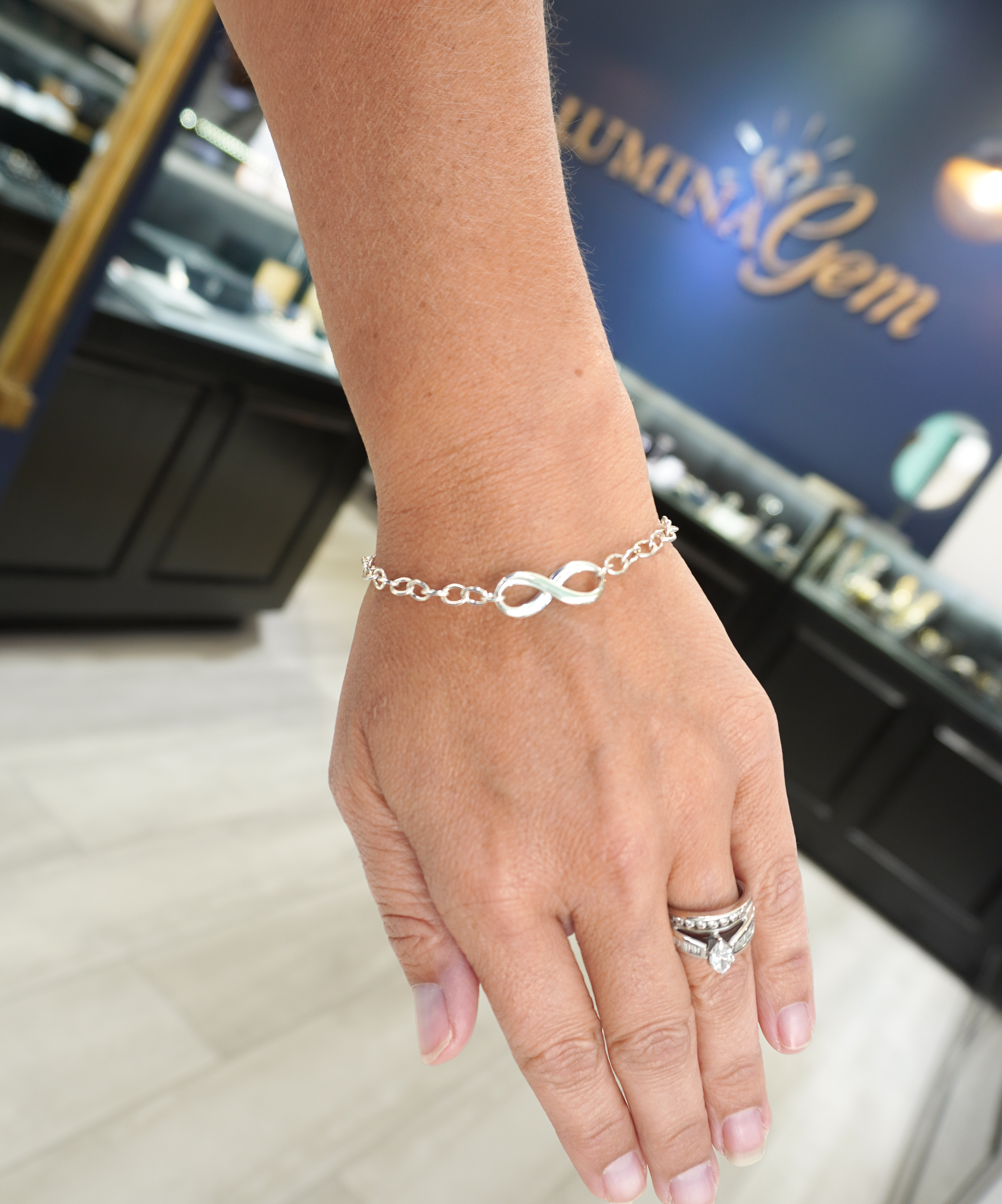 Tiffany and Co. Sterling Silver Infinity Bracelet | Lumina Gem