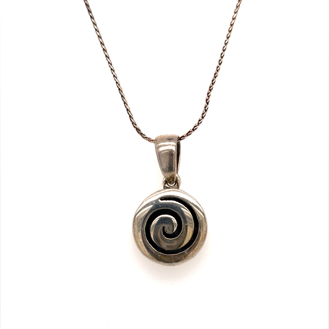 ネックレス・ペンダント Swirl Pendant Necklace #5765 Elegant Swirl 8.0mm Freshwater Cultured Pearl Pendant