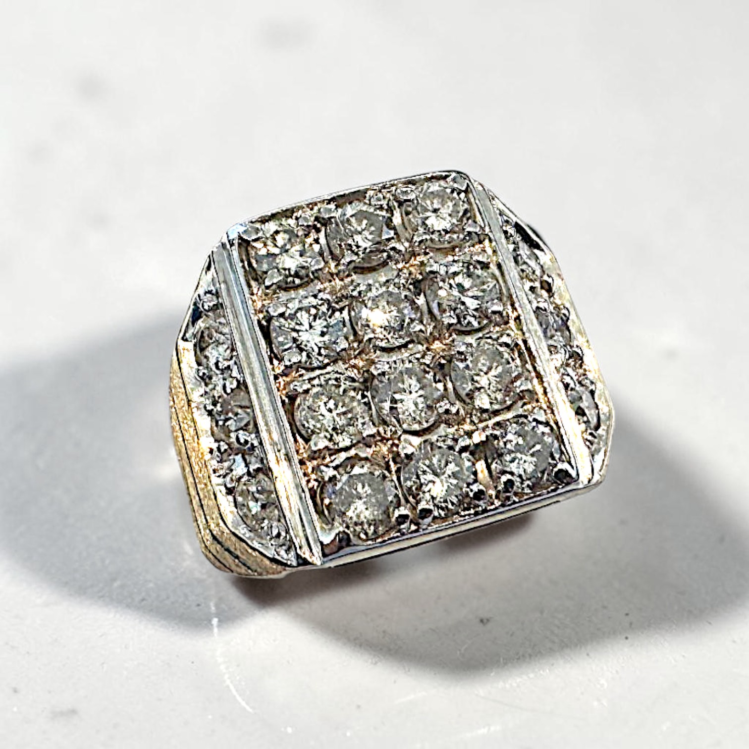 orin♡ Estate Collection - 14K Yellow Gold Diamond Cluster Ring