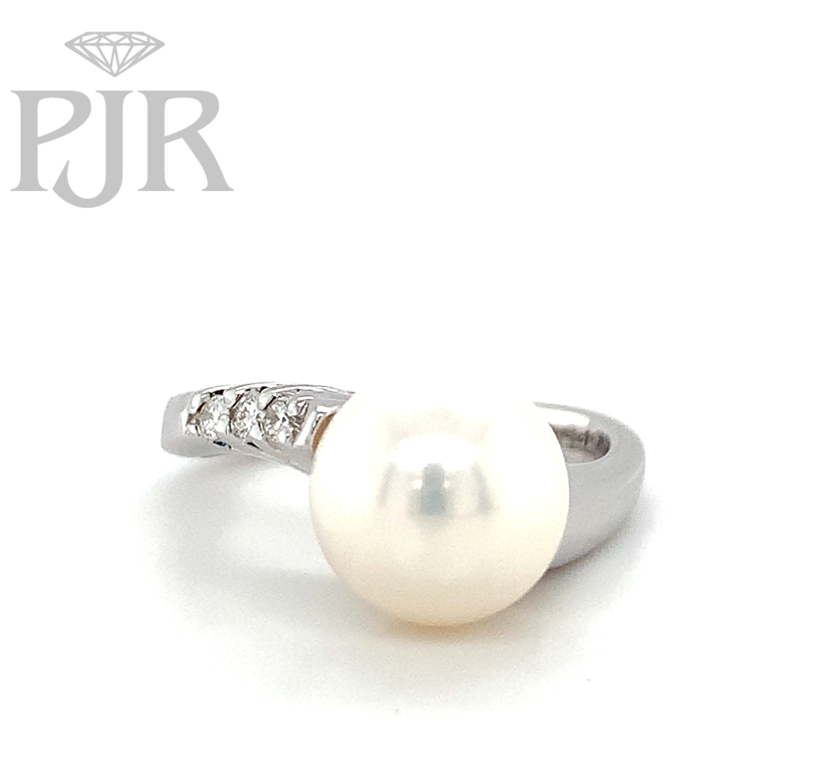 Pearl Ring 001-300-00034 18KW - Pearl Rings | P.J. Rossi Jewelers