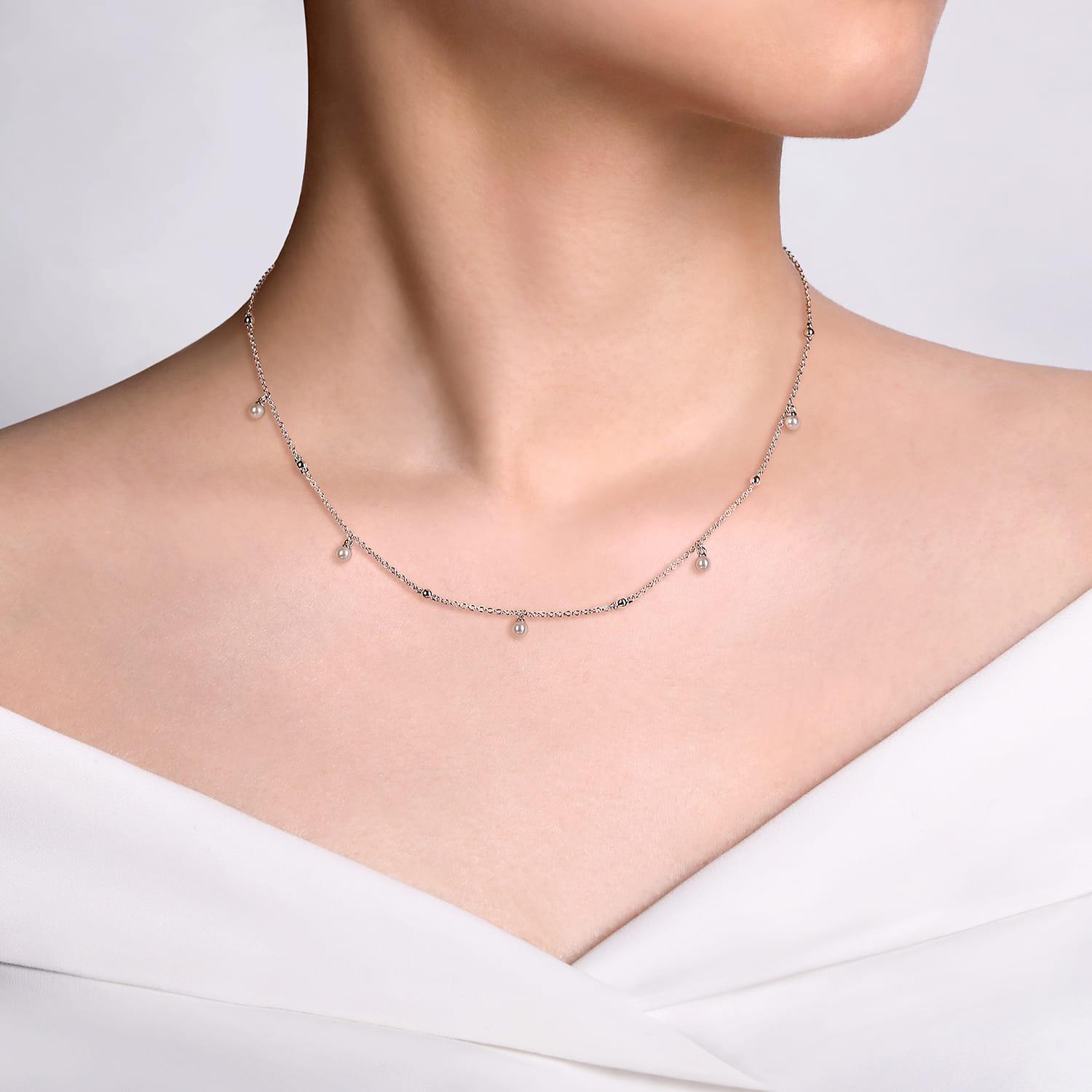 Gabriel and Co Sterling Silver Freshwater Pearl Station Necklace