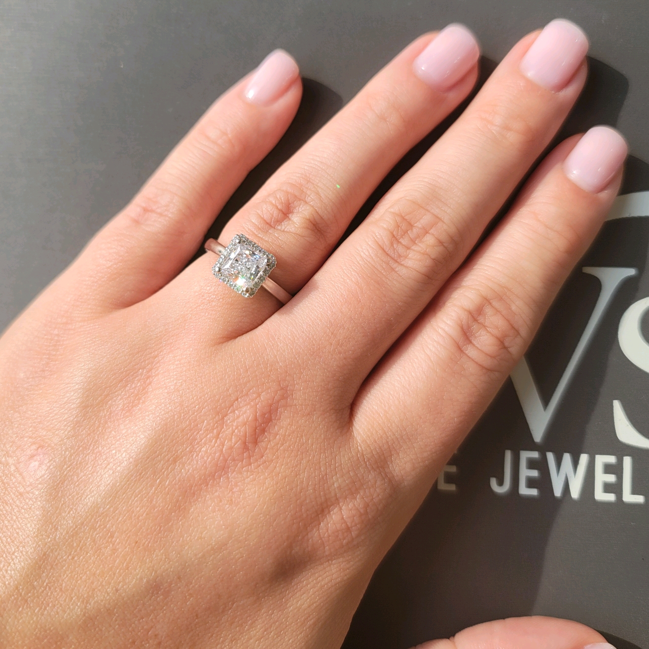 CollectionDiamond Engagement RingSVS Fine Jewelry