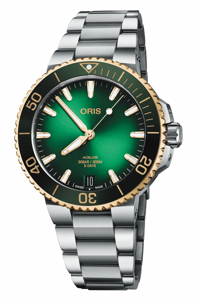 Stainless Steel and 18K Yellow Gold Oris Aquis Date Men's Wa | Tom