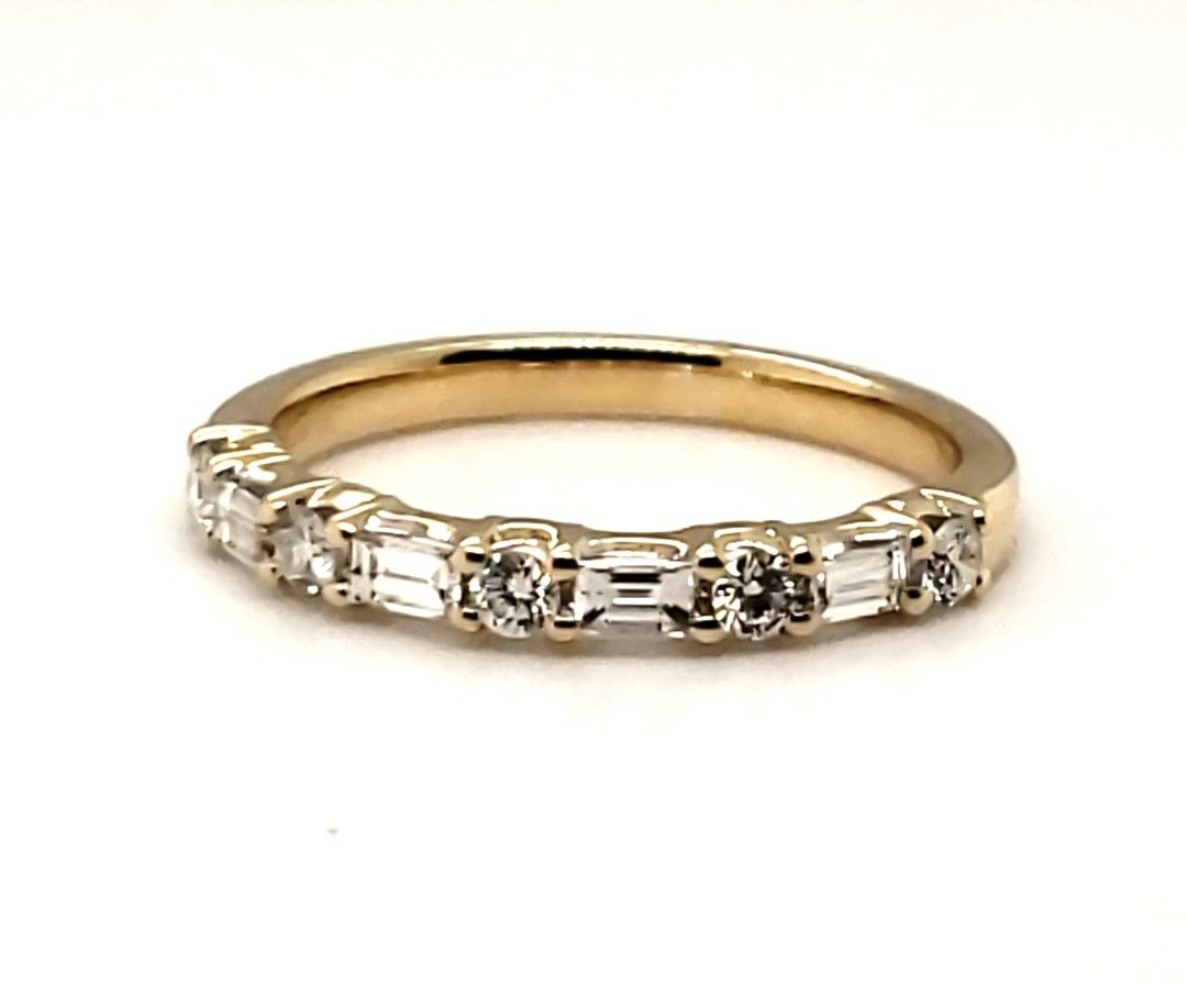 14 Karat Yellow Gold Baguette Round Diamond Wedding Ring