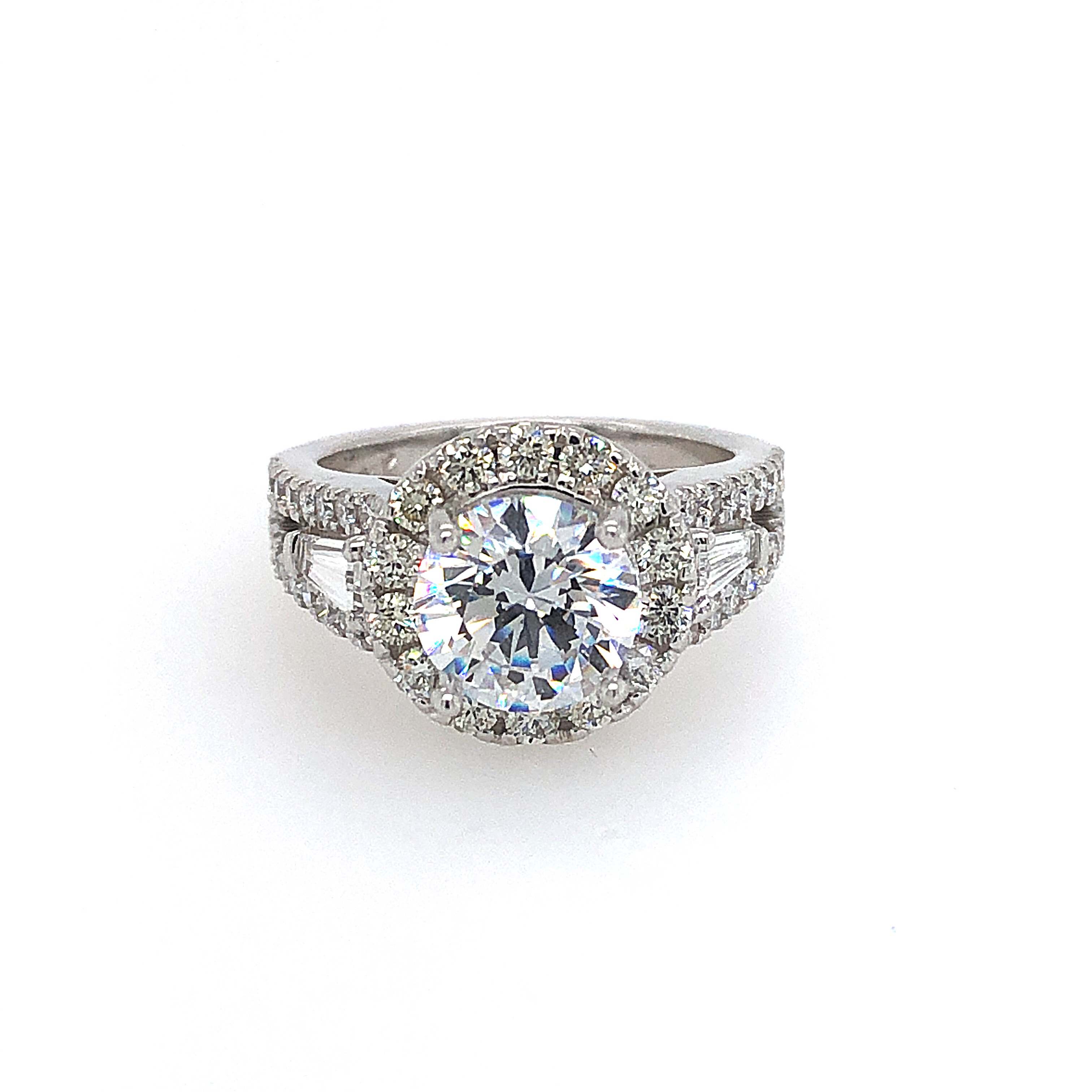 Custom Diamond Engagement Ring