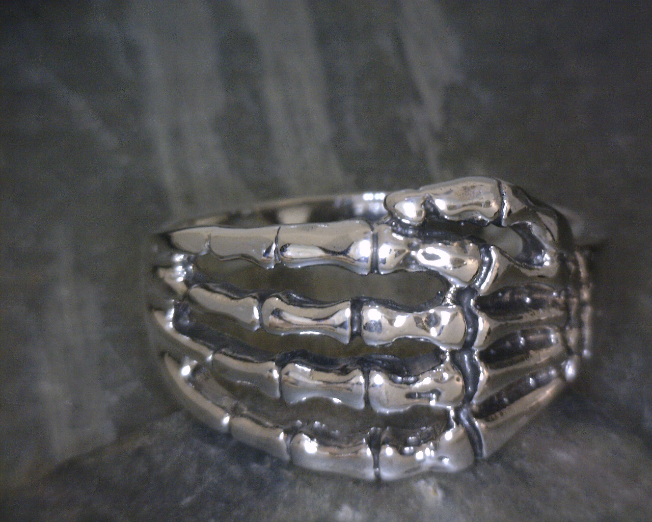 Skeleton Hand Ring